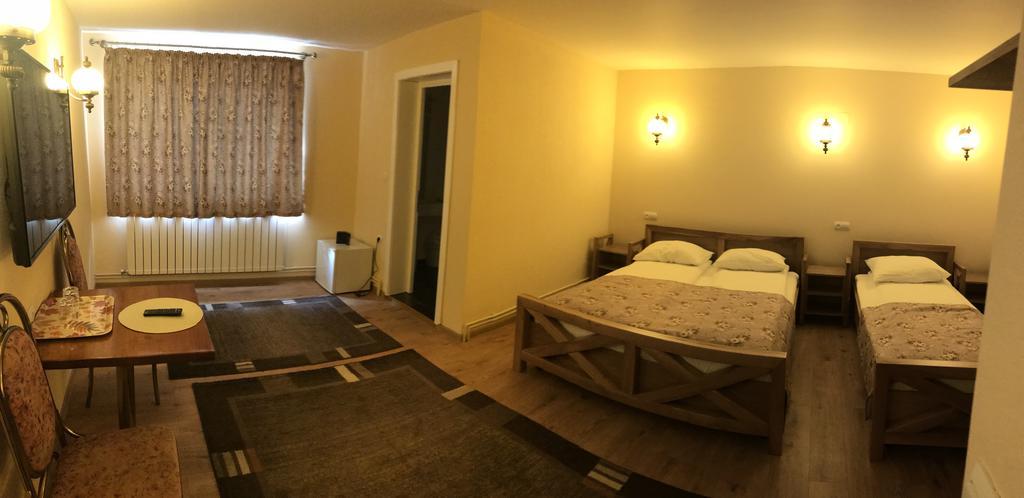 Pensiunea Imperial Hotel Targu Mures Luaran gambar